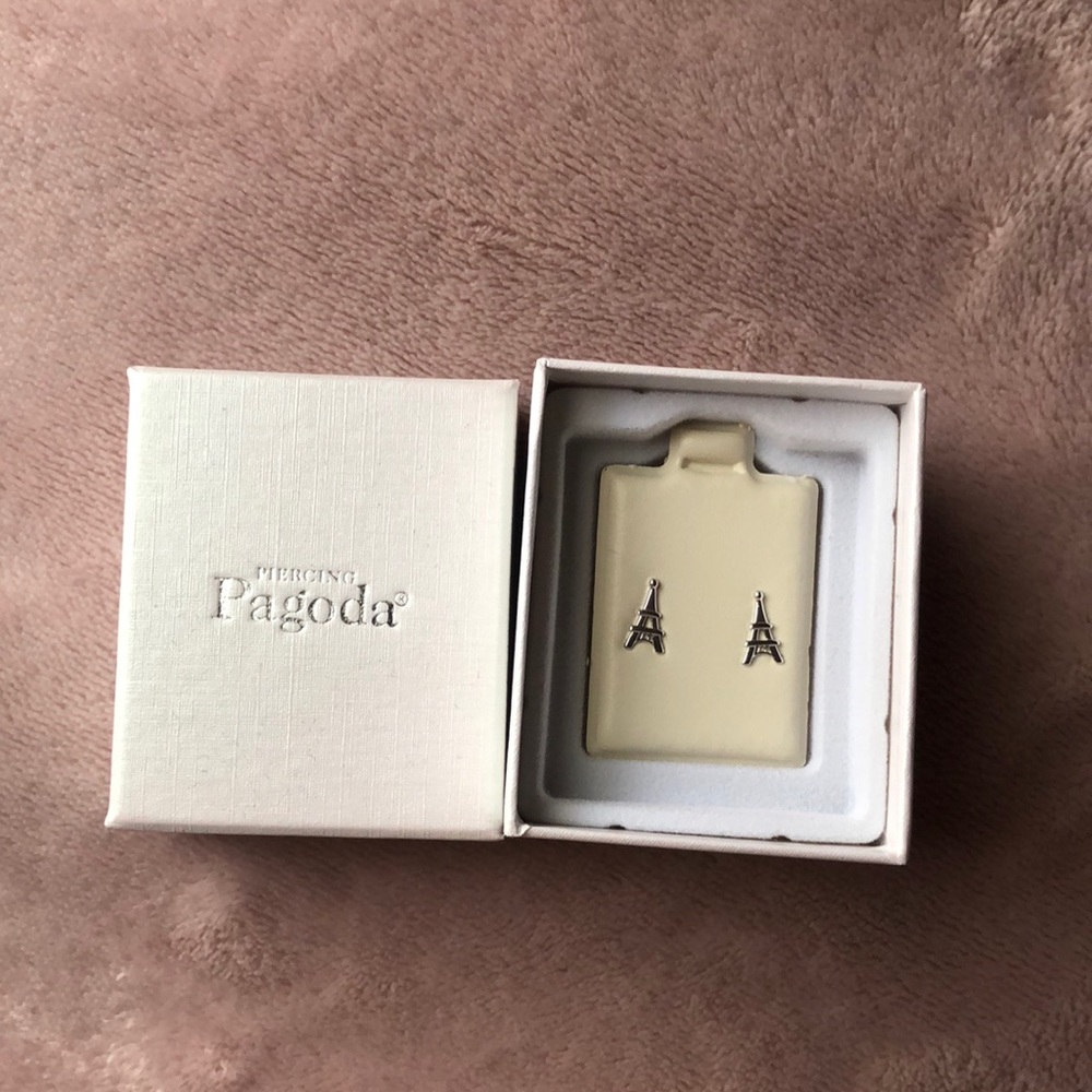 Piercing Pagoda Eiffel Tower Earrings